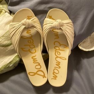 Sam Edelman size 9 woman’s sandals cream colored